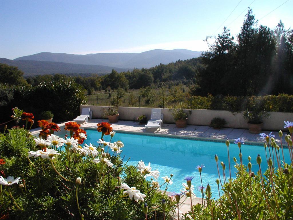 Le Mas Fa Sua Bed & Breakfast Malataverne Exterior photo